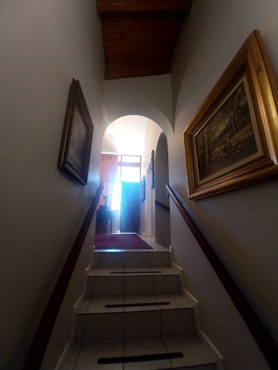 5 Bedroom Property for Sale in Robertson Western Cape